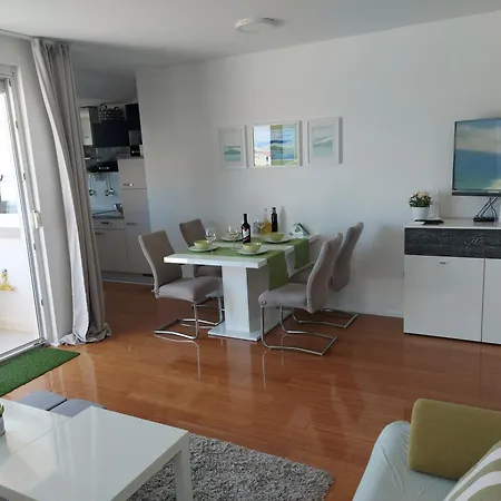 Apartman Bouvier Pag Town