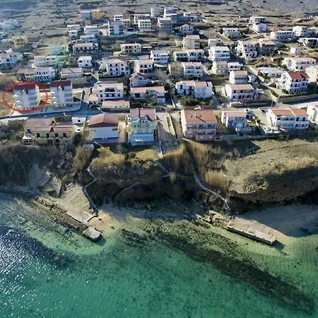Bouvier Apartman Pag Town