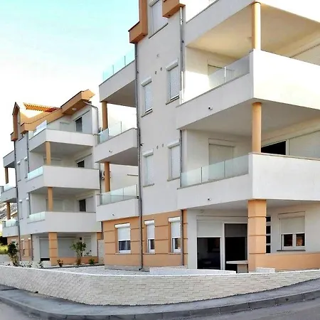 Apartment Bouvier Pag Town